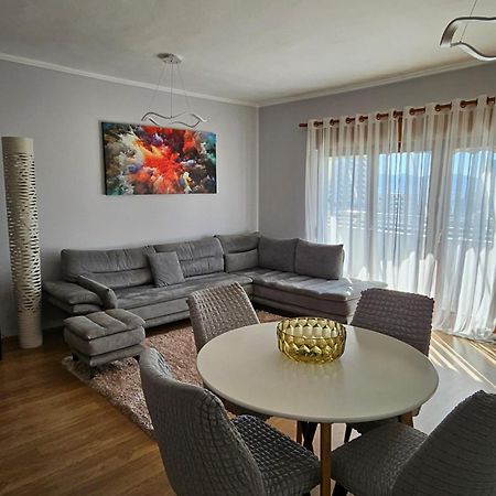 Sky Dwelling Tirana Apartment Exterior photo