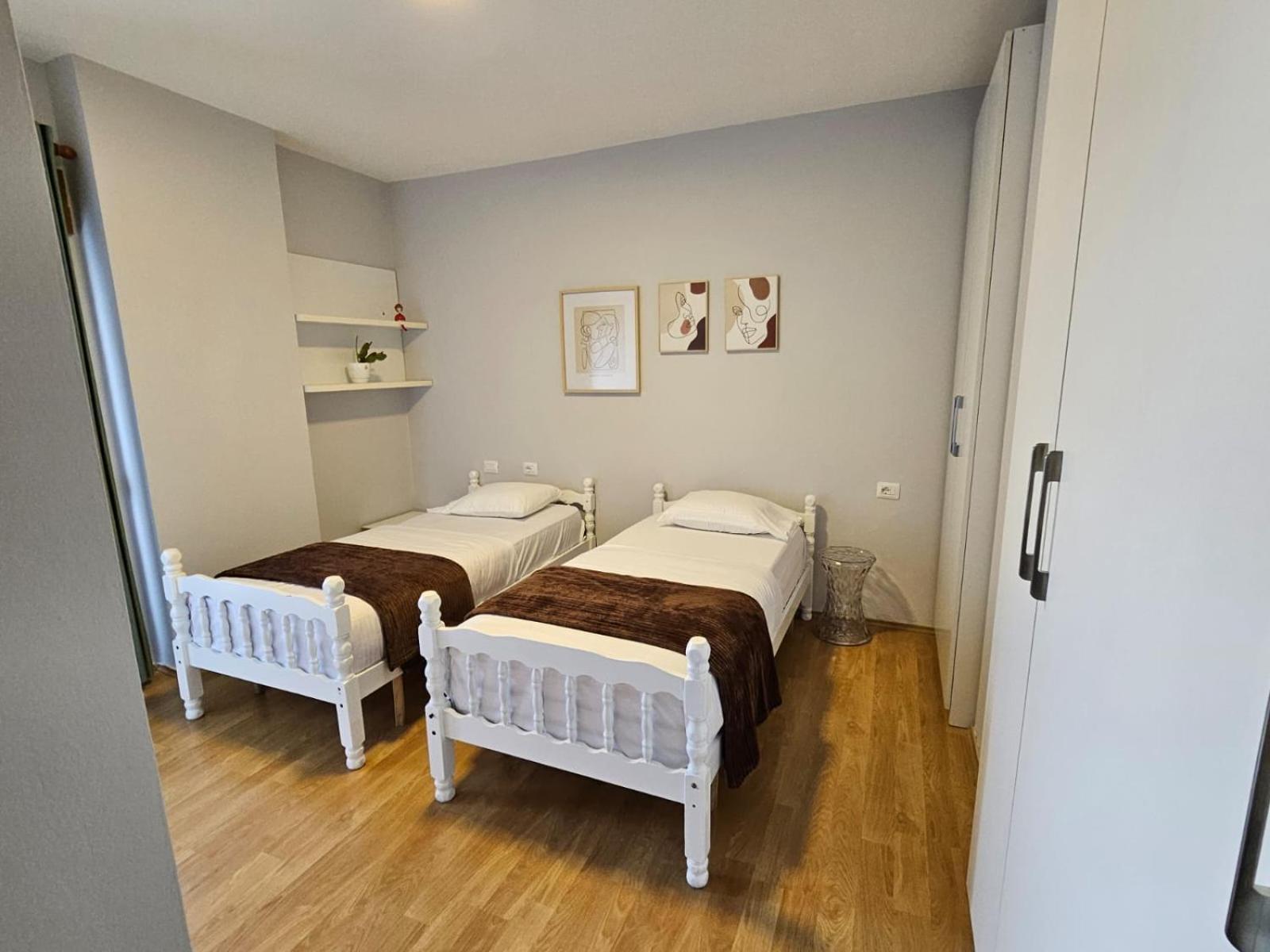 Sky Dwelling Tirana Apartment Exterior photo